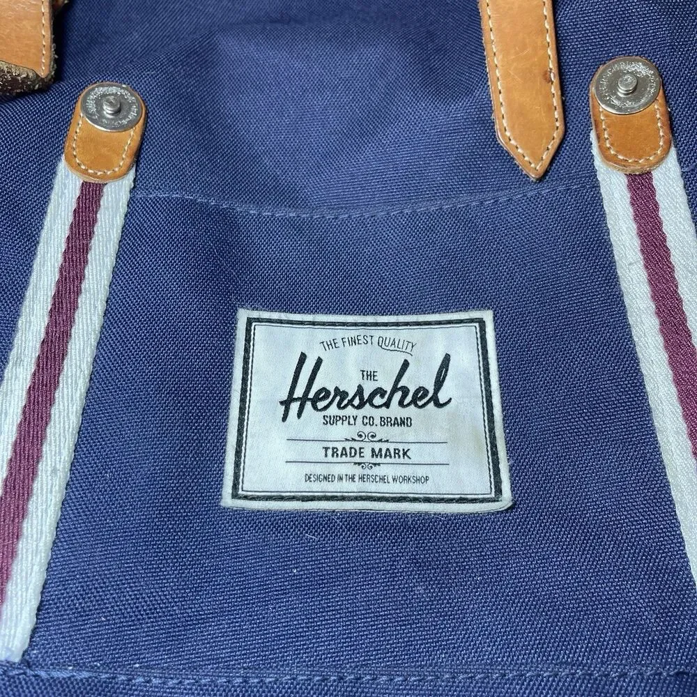 Herschel Supply Backpack Laptop Pouch Snap Buckle Retreat Navy Blue Striped